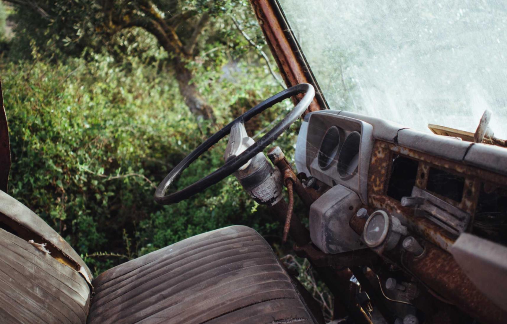 如何有效管理游戏群里的技术支持辅助使用者 